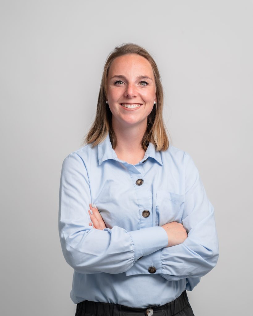 Dieses Bild hat ein leeres Alt-Attribut. Der Dateiname ist 46-DSC09421-819x1024.jpg